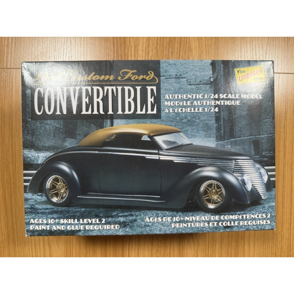 Lindberg 1/24 1937 Ford Custom Convertible Model Car Kit HL129 Started/Painted